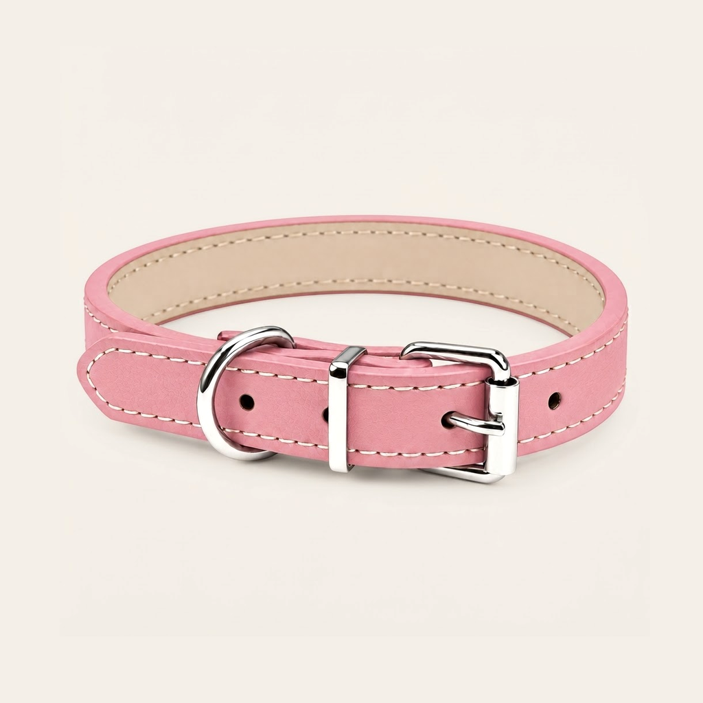 Collier réglable en cuir souple rose avec doublure beige, boucle et anneau en métal argenté