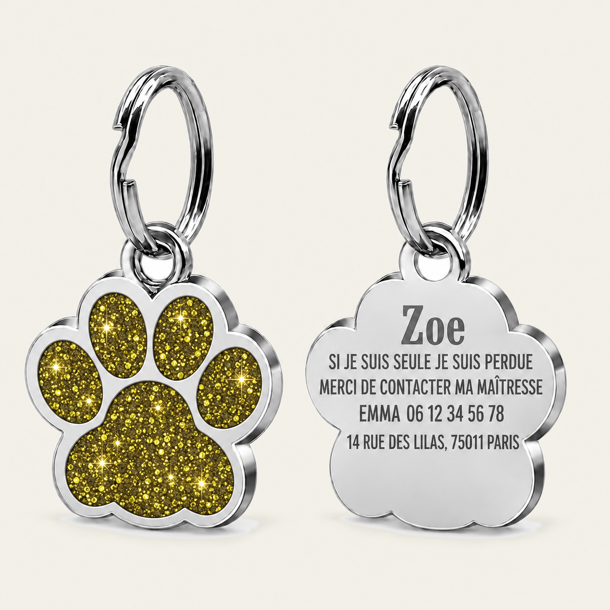 Médaille pour chat en forme de patte à paillettes dorées, recto pailleté et verso gravé